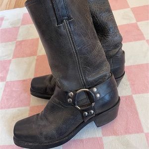 Riding boots! Frye tall leather harness biker boots. Women’s. Size 8. Grey.